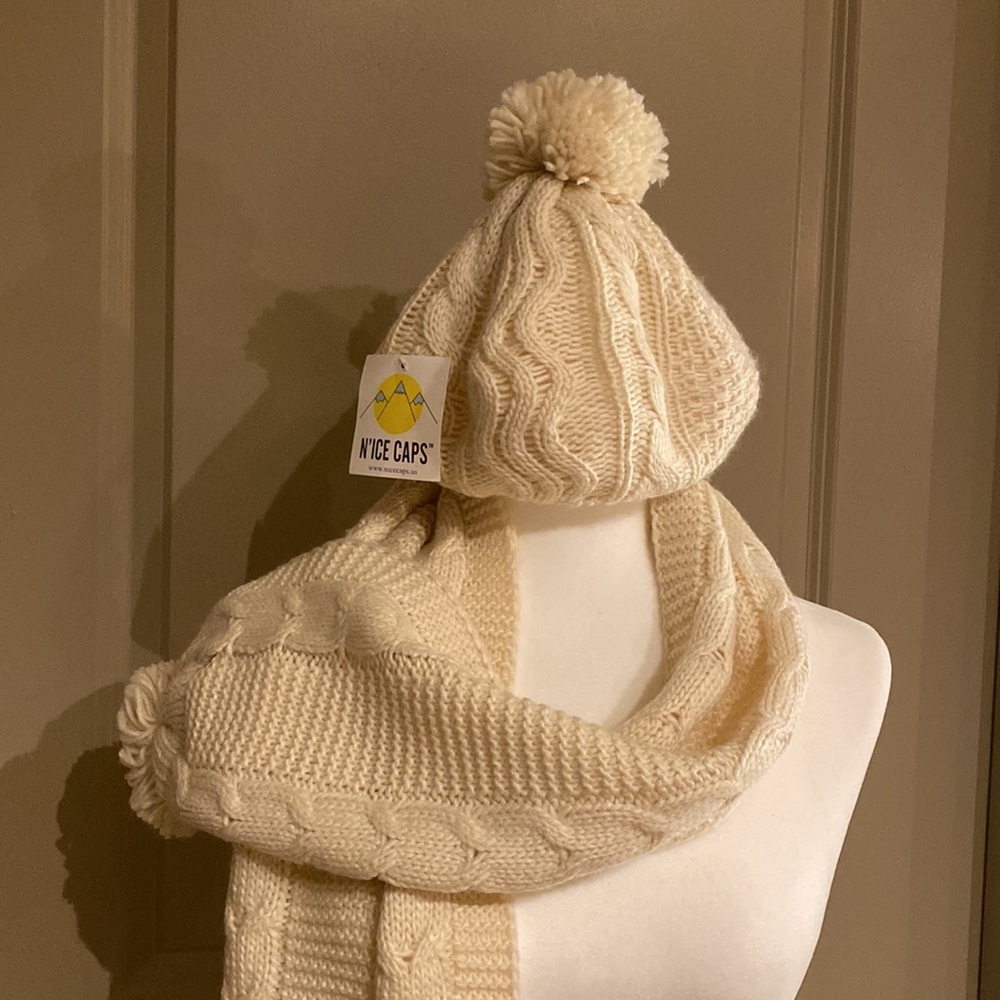 Cap & Scarf 🧣
